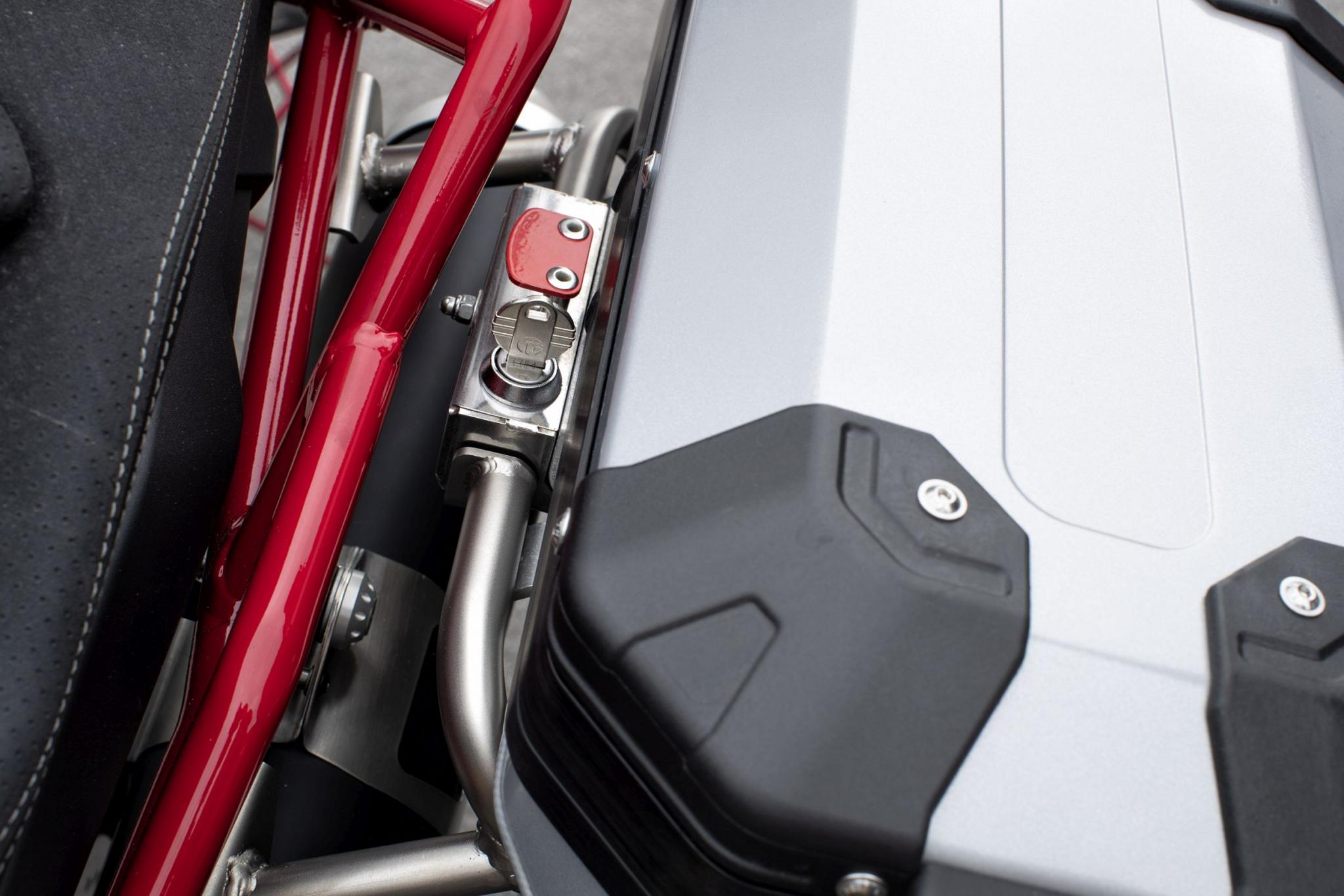 Original Aluminium Koffersatz Moto Guzzi V85 TT